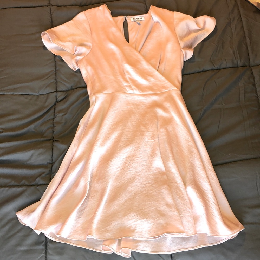 Women’s blush dress-express